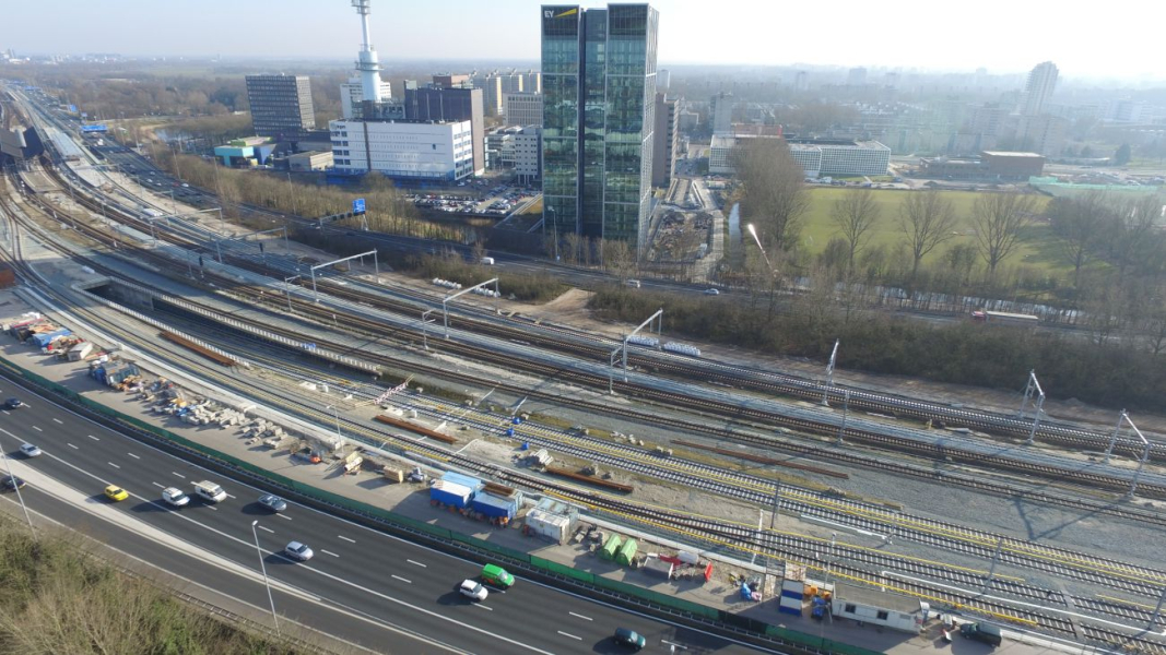 Crossing A10 District heating pipes