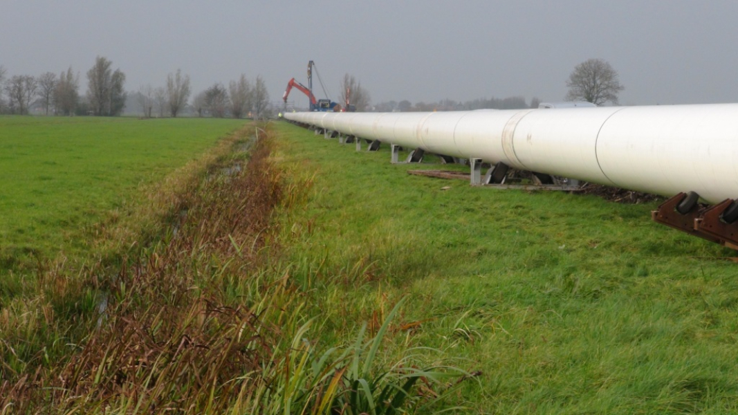 Construction of Beverwijk-Wijngaarden gas transport pipeline